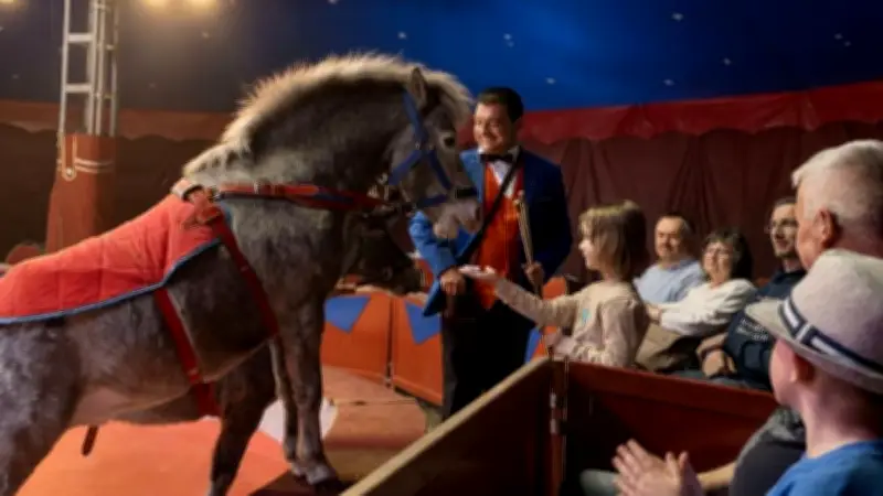 Zirkusfamilie Adagio trotzt Krisen: Zwischen Tradition und Neuanfang in der Uckermark