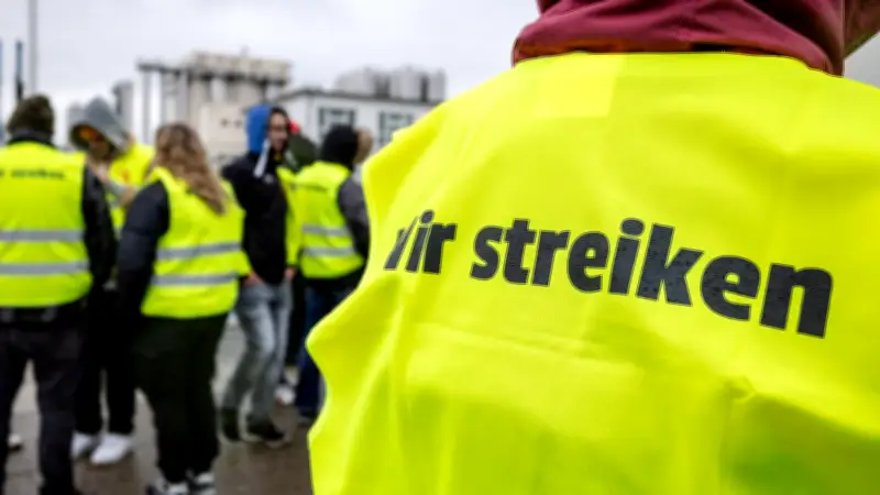 Zweitägiger Streik bei Getränkehersteller MEG: 420 Beschäftigte in Leißling legen Arbeit nieder