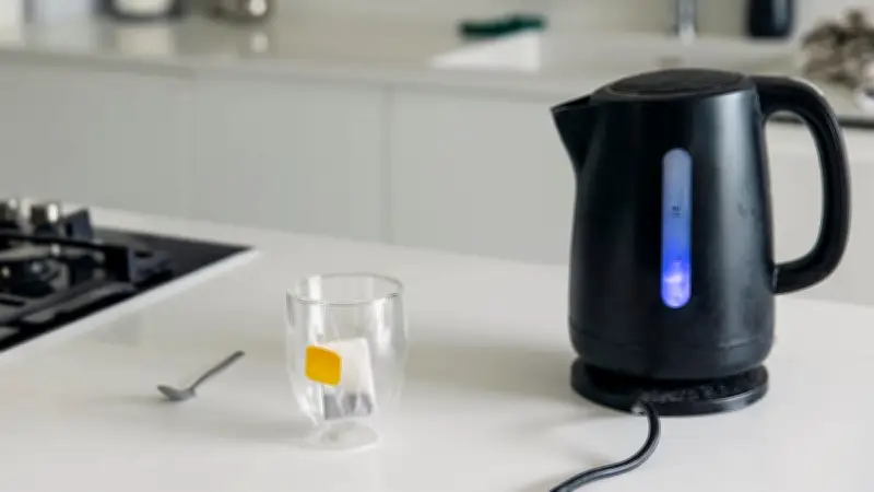 Zwilling ruft Wasserkocher zurück: Gefahr von Verbrühungen durch defekte Griffe