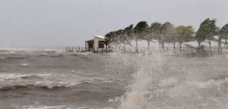 Zyklon Vaianu bedroht Fidschi: Schulen geschlossen, Bevölkerung in Alarmbereitschaft