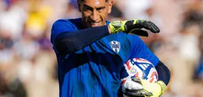 13 Spiele Sperre für Faustschlag: Torwart Andrada rastet aus