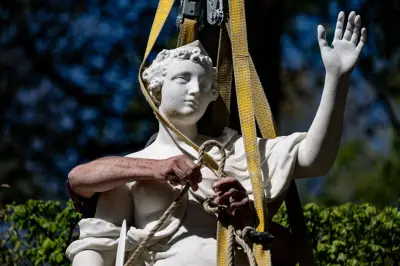 Acht Musen kehren frisch restauriert in den Park Sanssouci zurück