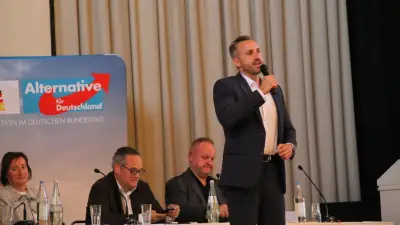 AfD-Wahlkampf in Halle: „Abschieben, bis die Landebahn glüht“