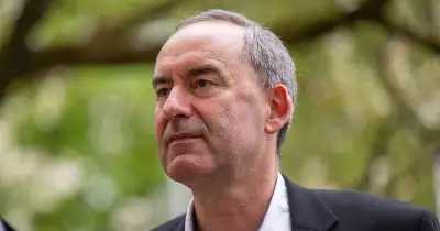 Aiwanger zu Gauweiler-Vorstoß: Getrennt marschieren, gemeinsam schlagen