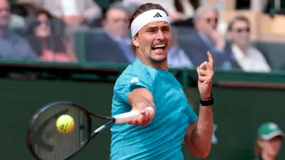 Alexander Zverev benötigt neuen Handy-Code nach TV-Einblick - Tennis-Star kämpft auch gegen Sinner