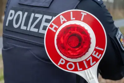 Autofahrer rammt Polizistin bei Kontrolle auf Usedom und flüchtet unter Alkoholeinfluss