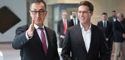 Baden-Württemberg: CDU erhält mehr Ministerien als Grüne, Özdemir wird Ministerpräsident