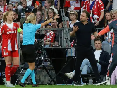 Bayern-Frauen trotzen Barça: Ärger über Rote Karten