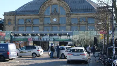 Betrunkener greift Bahnmitarbeiter am Hauptbahnhof Halle an