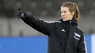 BILD Sport live: Erste Bundesliga-Trainerin Eta im Fokus der Expertenrunde