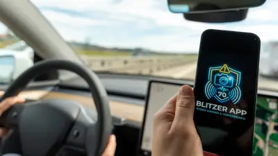 Blitzer-Apps im Auto: 75 Euro Bußgeld und Punkt drohen - auch für Beifahrer
