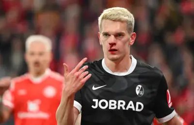 Blutige Nase bei Ginter: Freiburgs Abwehrchef trotz Verletzung siegreich