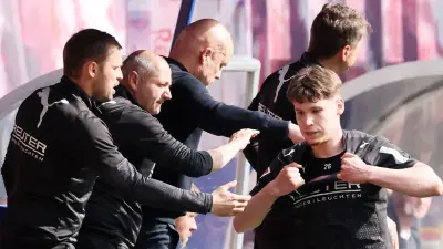 Borussia Mönchengladbach baut Ullrich nach Wechsel-Watschn wieder auf