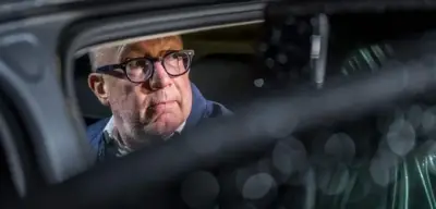 Brandkatastrophe in Crans-Montana: Sechs Jahre ohne Kontrollen – Bürgermeister unter Druck