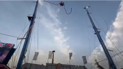 Bungee-Seil reißt auf Volksfest in Sevilla: Horror für Jugendliche