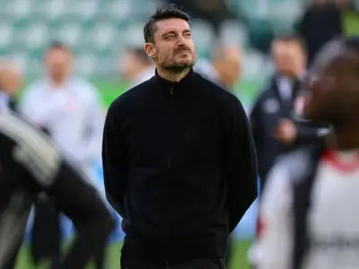 Europapokal-Zittern: Eintracht-Coach Riera drückt deutschen Klubs die Daumen