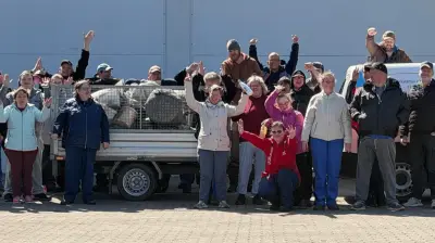 Frühjahrsputz: Peene-Werkstätten befreien Industriegebiet von Müll