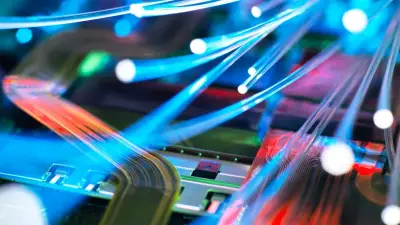 Glasfaserkabel als Abhörfalle: Neue Studie enthüllt versteckte Spionage-Gefahr