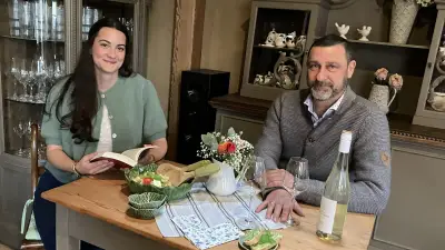 Landscheune mit Pension: Rasehorns starten Literaturreihe mit Erfolgsbuch