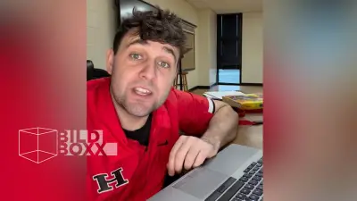 Lehrer liest absurde Eltern-E-Mails vor: 'Hausaufgaben machen wir nicht'