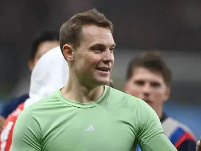 Manuel Neuer gibt Deadline für Bayern-Zukunft bekannt: Entscheidung vor Pokalfinale