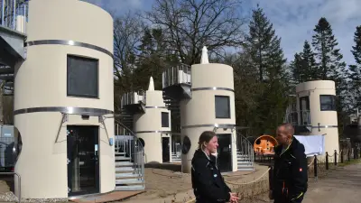 Mini-Türme am See: Slube GmbH eröffnet fünf weitere Urlaubs-Unterkünfte in Krakow