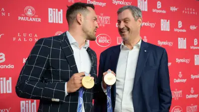Münchner Promi-Party: Olympia-Stars glänzen beim Aufschlag bei BILD mit Goldmedaillen