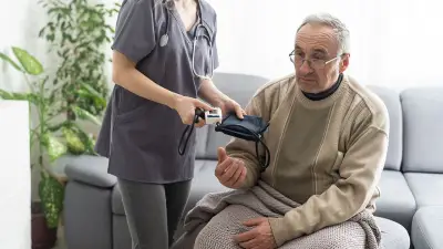 Mobiler Pflegedienst Kiel: Seit 40 Jahren für ein würdevolles Zuhause