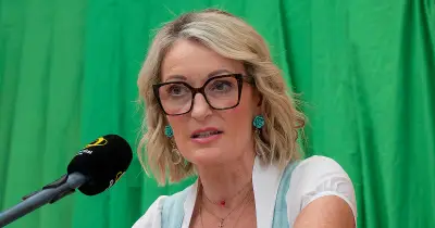 Monika Gruber: Familienstreit wegen Karrierewunsch – Mutter weinte