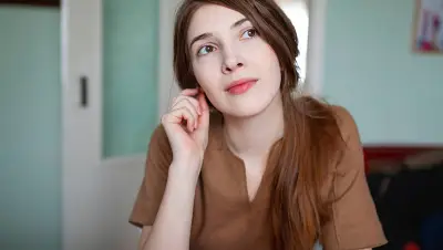 Neurowissenschaftler warnt: Zu viel ChatGPT lässt das Gehirn verkümmern