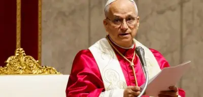 Papst Leo XIV. fordert im Vatikan Friedensgebet und kritisiert Allmachtsfantasien im Irankrieg