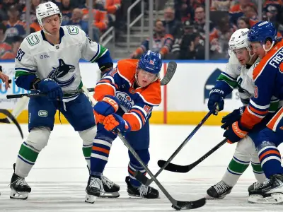 Samanski trifft: Oilers beenden NHL-Hauptrunde mit Sieg gegen Canucks