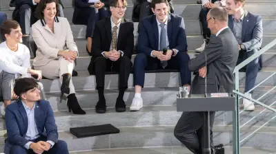 Schüler-Dominik Engelen: Vom Kanzleramt zum Gründererfolg