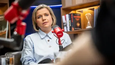 Schulleiterin: 8 Stunden Bildschirmzeit für Erstklässler – Jugendamt einschalten