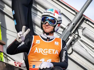 Skisprung-Legende Simon Ammann plant 30. Weltcup-Saison mit 44 Jahren