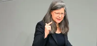 SPD-Expertin warnt vor Kraftstoffmangel und fordert Energiewende-Gutscheine statt Tankrabatt