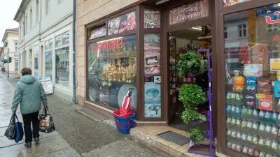 Supermarkt in Neuruppin bietet dauerhaft Rentner-Rabatt: So reagieren Rewe, Edeka, Kaufland und Penny