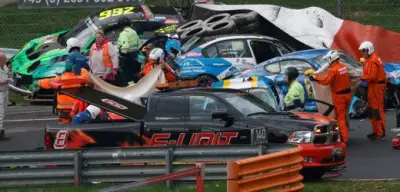 Tödlicher Unfall auf dem Nürburgring: Rennfahrer stirbt nach Massenkarambolage