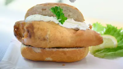 Teterower Gastwirt belebt DDR-Menü für Bergringrennen wieder