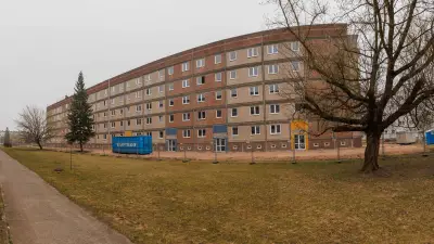 Torgelow: DDR-Plattenbau in Kopernikusstraße wird nach Vorbereitungen abgerissen
