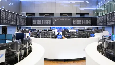 Trumps Blockade treibt Ölpreise über 100 Dollar: Dax startet mit deutlichen Verlusten