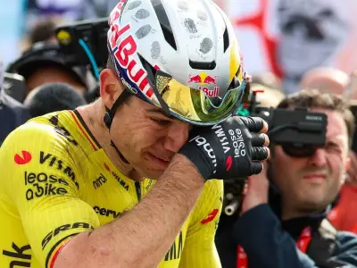 Van Aerts Tränen des Triumphes: Sieg in Paris-Roubaix erfüllt tiefes Versprechen