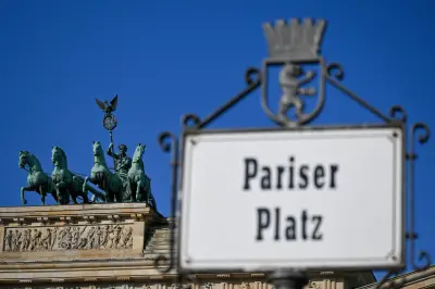 Verdächtiger Gegenstand am Brandenburger Tor: Polizei im Großeinsatz