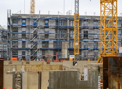 Wohnungsbau: Baugenehmigungen steigen deutlich, doch hohe Kosten bremsen Bauaktivität