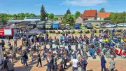 5. Dirtstock in Gossa: Rasentraktoren und Ost-Motorräder locken Besucher