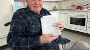 94-Jähriger verarbeitet Kriegserinnerungen: Mit dem Kugelschreiber gegen das Vergessen