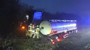 A24 bei Neustadt-Glewe: Dünger-Lkw-Unfall führt zu massiven Verkehrsbehinderungen