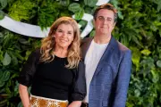 Anke Engelke und Bastian Pastewka loben Teamplay der Schafe im Film