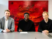 Bayer Leverkusen: Eigengewächs Jeremiah Mensah erhält Profivertrag bis 2031