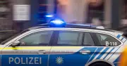 Betrunken am Steuer eingeschlafen: Polizei stoppt Fahrt bei Laufen